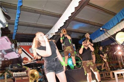 „De Greadoia“: Sie sorgen am Samstagabend beim Bier- und Aperolfest für Stimmung.