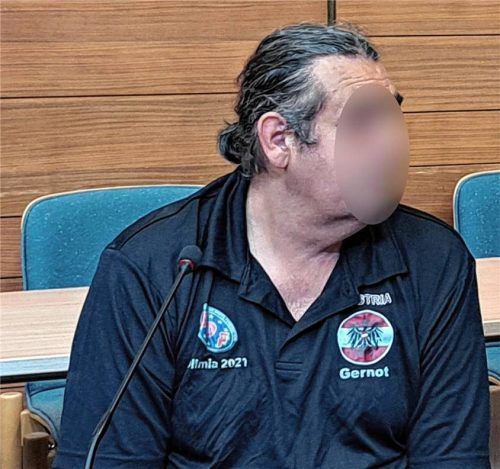 Der 46-jährige Radivoje R. soll Mitglied einer Bande gewesen sein, die Senioren mit Telefonanrufen unter Druck setzte. Foto Michael Weiser/dpa