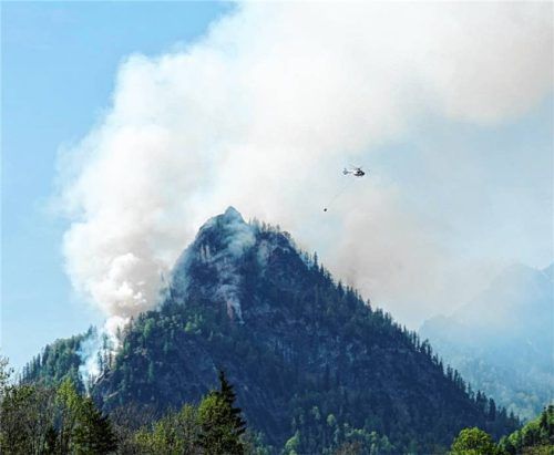 Der Großbrand am Saurüsselkopf bei Ruhpolding hat ein teures Nachspiel. Foto Kreisfeuerwehrverband Traunstein