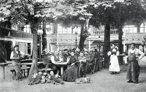 Der Pernlohner-Keller am Roßacker 1914 mit großem Biergarten ... Foto Archiv Herbert Borrmann