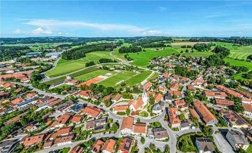 Die Gemeinde Amerang aus der Luft. Foto Imago/Alexander Rochau