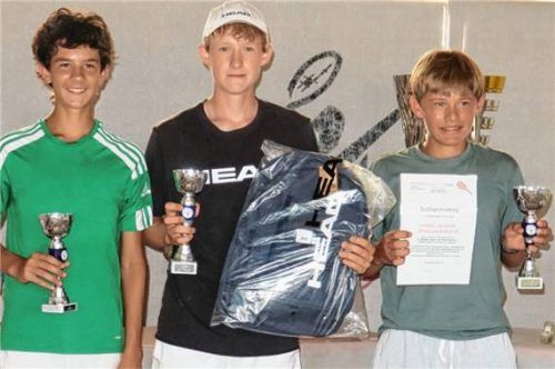 Die Sieger des U16-Einzelwettbewerbs männlich mit Paul Pippig (3.), Paul Figiel (2.) und Mats Dankert (1., von links).