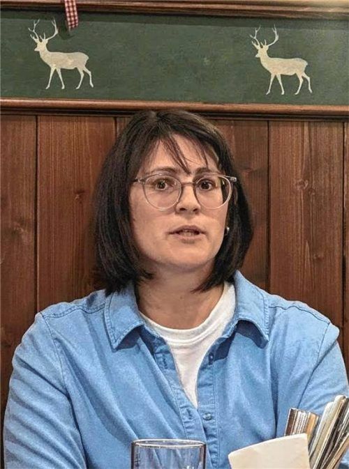 Die Vorsitzende des Verkehrs- und Heimatvereins Inzell, Cornelia Stöger, berichtete in der Jahreshauptversammlung von einem abwechslungsreichen Vereinsjahr. Foto  Wegscheider