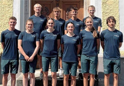 Die zehn neuen Gesichter der Bundespolizeisportschule Bad Endorf. Foto Bundespolizei