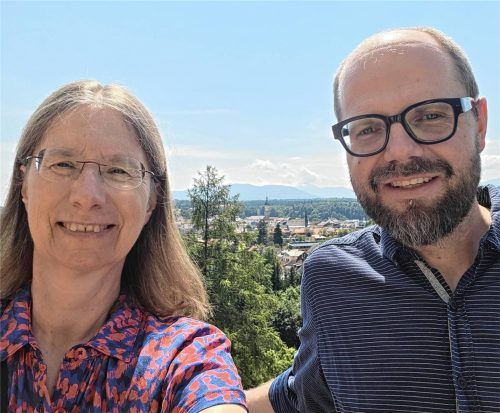 Dr. Christine Abart und Dr. Dr. Christoph Hentschel. Foto Katholisches Kreisbildungswerk Traunstein