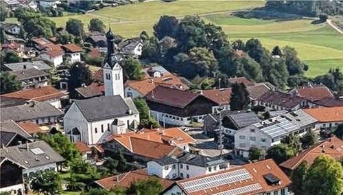 In Rimsting war ein Neubau nochmals Thema im Gemeinderat. Foto Berger