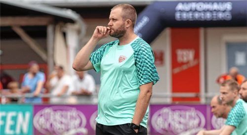 Kann mit einem breiten Kader nach Nürnberg fahren: Buchbachs Trainer Sven Zurawka.Foto Buchholz