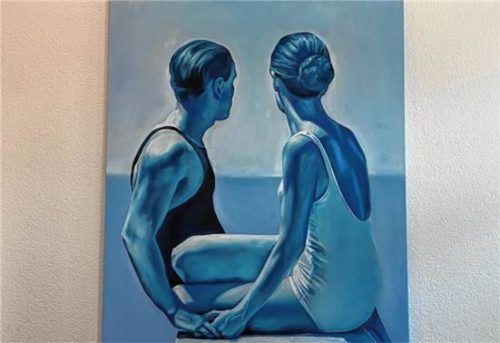 Laura Kalbeck: „L’amour est bleue“ entwickelt eine ästhetisch kühle Atmosphäre.