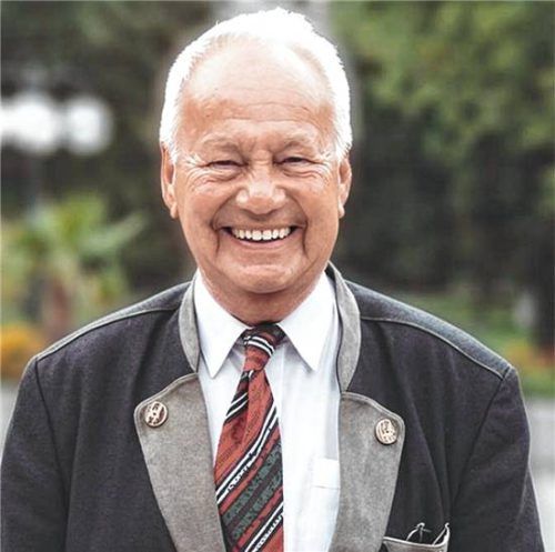 Lutz Grund, der ehemalige Leiter des Rosenheimer Fernmeldeamtes, ist im Alter von 94 Jahren verstorben. Foto Knarr
