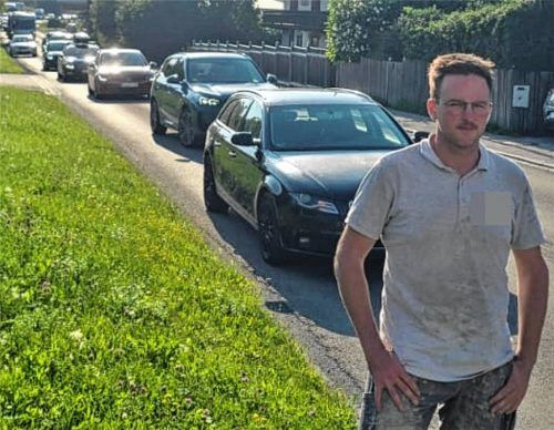 Maximilian Keil ist Feuerwehrler und First Responder. Die Dauerstaus in Frasdorf behindern auch die Rettungskräfte. Mit einer Verkehrsdosierung in Achenmühle will die Bürgerinitiative „Staufreies Dorf“ erreichen, dass die Autofahrer bei Stau auf der Autobahn bleiben. Foto privat