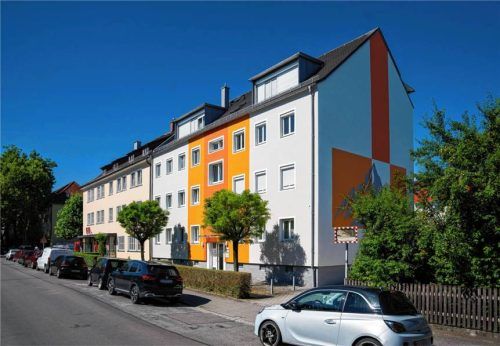 Orange Flächen in der Von-der-Tann-Straße 1a. Foto Christian Tharovsky - Studio f8