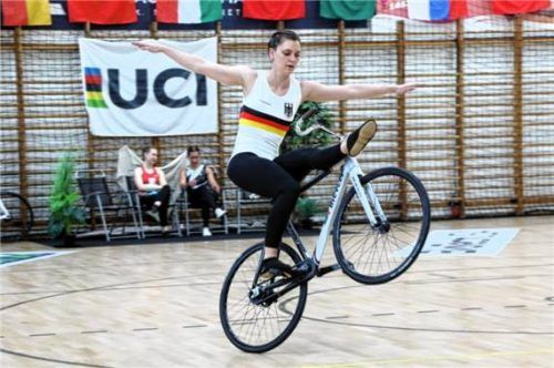 Ramona Dandl fährt als Weltcup-Erste zum Finale nach Frankreich. Foto Wilfried Schwarz