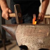 Handwerkertag in Amerang zeigt vergessene Techniken
