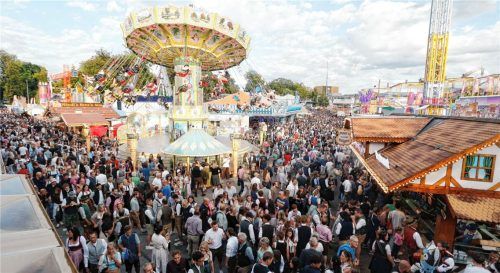 Alle Jahre wieder: Die Besucher strömten auch an den vergangenen 16 Tagen zur Loretowiese, um gemeinsam zu feiern. Stuffer