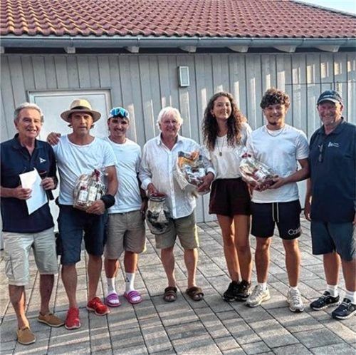 Das Podium der SCCF-Oldtimer-Regatta.SCCF