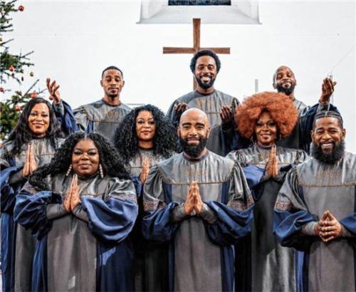 Die New York Gospel Stars präsentieren sich in ihren Roben, bereit, ihr Publikum mit Gospelmusik zu begeistern. Lars Berndt EVENTS GmbH