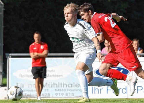 Felix Brandner (links) und der TSV Siegsdorf erwarten den SV Unterneukirchen zum Duell Absteiger gegen Aufsteiger.Zucker