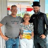 Kaminkehrer radeln für krebskranke Kinder