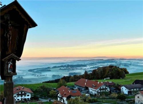Im Ortsteil Untereck will die Gemeinde Samerberg Bauland mit Einheimischenbindung generieren.  Deindl