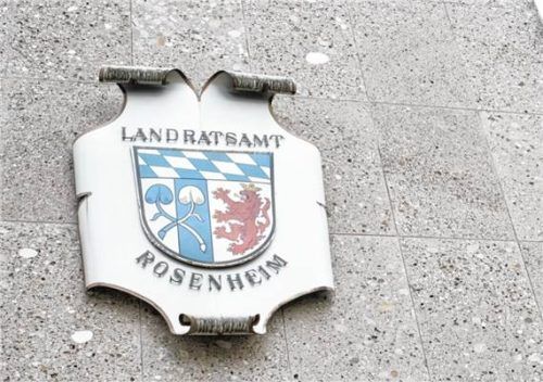 Landratsamt Rosenheim (Symbolbild) IMAGO/Dreamstime