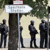 Attacke von rechts