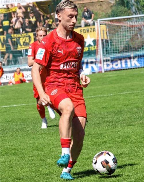 Albano Gashi hatte mit einem Latten- und einem Pfostentreffer Pech. Nach 40 Minuten musste der Mittelfeldlenker zudem verletzt vom Platz.Buchholz