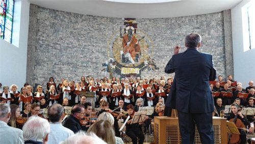 Aufführung von Mendelssohns Oratorium „Paulus“ in der Pfarrkirche Herz-Jesu in Bad Feilnbach unter der Leitung von Andreas Hellfritsch. Georg Füchtner
