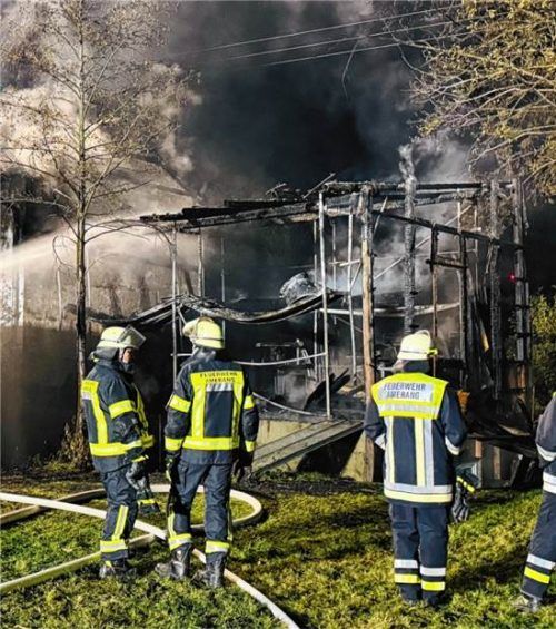 Aufgrund des beherzten Eingreifens der Feuerwehr konnte der Brand schnell gelöscht werden.barth