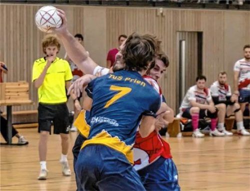 Bruckmühls Handball-Herren verspielten gegen Prien einen Vier-Tore-Vorsprung.Manfred Pollnow