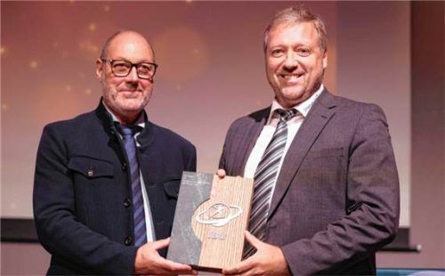 Das Organisationskomitee Ruhpolding hat den IBU-Award in der Kategorie Nachhaltigkeit erhalten. IBU/Manzoni
