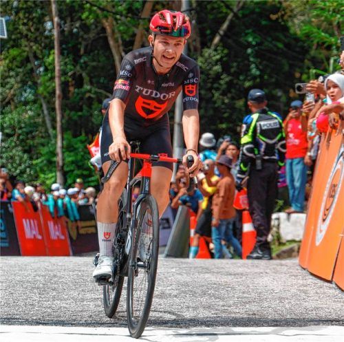 Der Bad Endorfer Lennart Jasch feierte bei der „Tour de Langkawi“ in Malaysia den Gesamtsieg. Tudor Pro Cycling