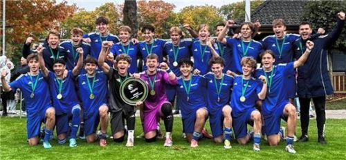 Die bayerischen U18-Junioren holten sich in Duisburg den WDFV-Pokal.BFV