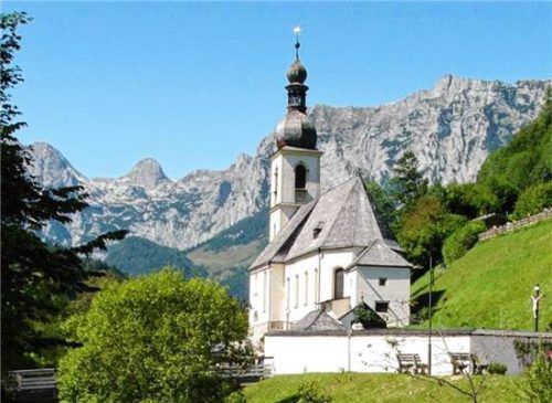 Die malerische Kulisse in Ramsau bietet den perfekten Rahmen für die Serie „In höchster Not“. re