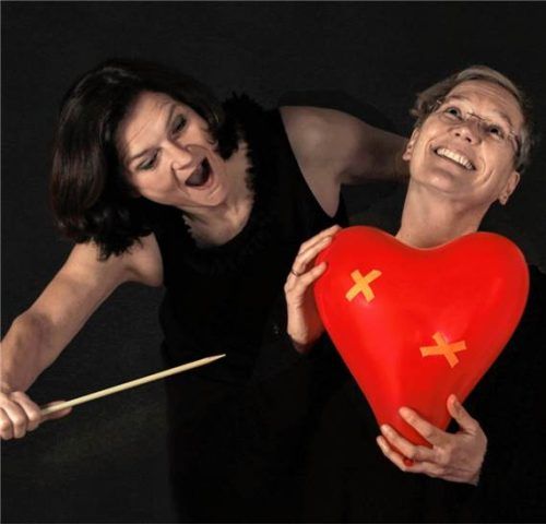 Friederike Duetsch und Maria Bittel präsentieren ihr Chanson-Programm „Alles Liebe“. S. Niederbuchner