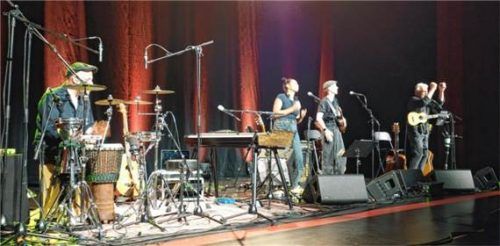 Gemeinsam auf der Kuko-Bühne: (von links) Martin Kälberer, Ami Warning, Matthew Austin und Werner Schmidbauer.  Friedrich