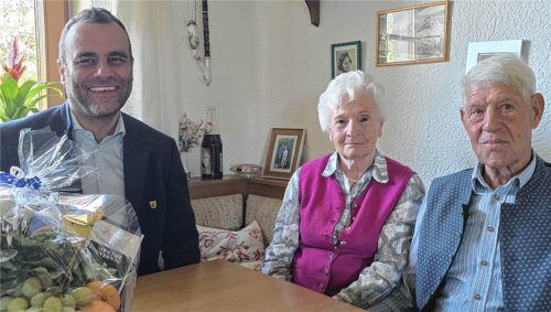 Gertrud und Franz Singhammer blicken auf 65 gemeinsame Ehejahre zurück. Rosemarie Ammelburger