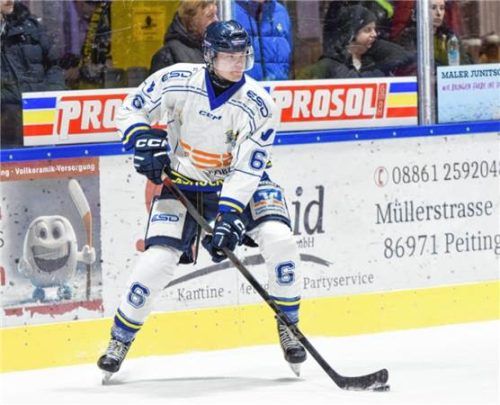 Matej Houdek und der EHC Waldkraiburg entführten drei Punkte aus Schongau.Yasmin Neumann
